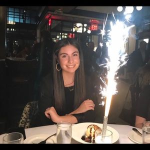 Meet your Posher, Pam